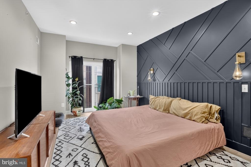 1838 E Oakdale Street - Photo 27