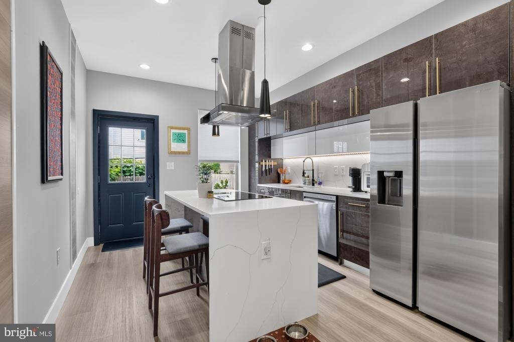 1838 E Oakdale Street - Photo 6