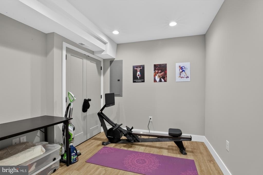 1838 E Oakdale Street - Photo 12