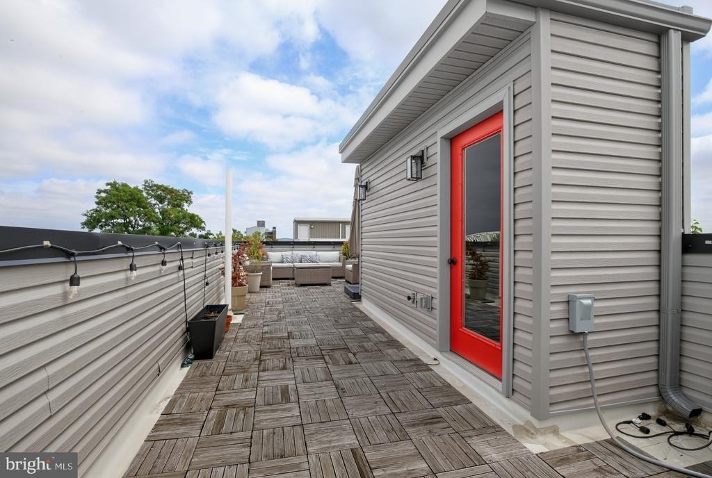 1838 E Oakdale Street - Photo 35