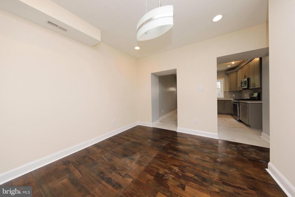 4354 Cresson Street - Photo 5