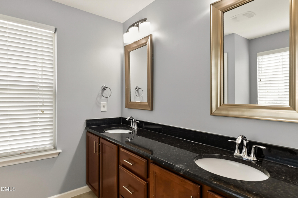 614 Rose Laurel Court - Photo 23