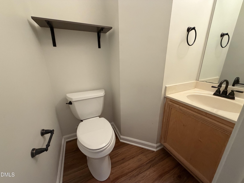 803 Knightsborough Way - Photo 3