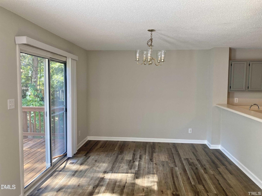 117 Mint Hill Drive - Photo 4