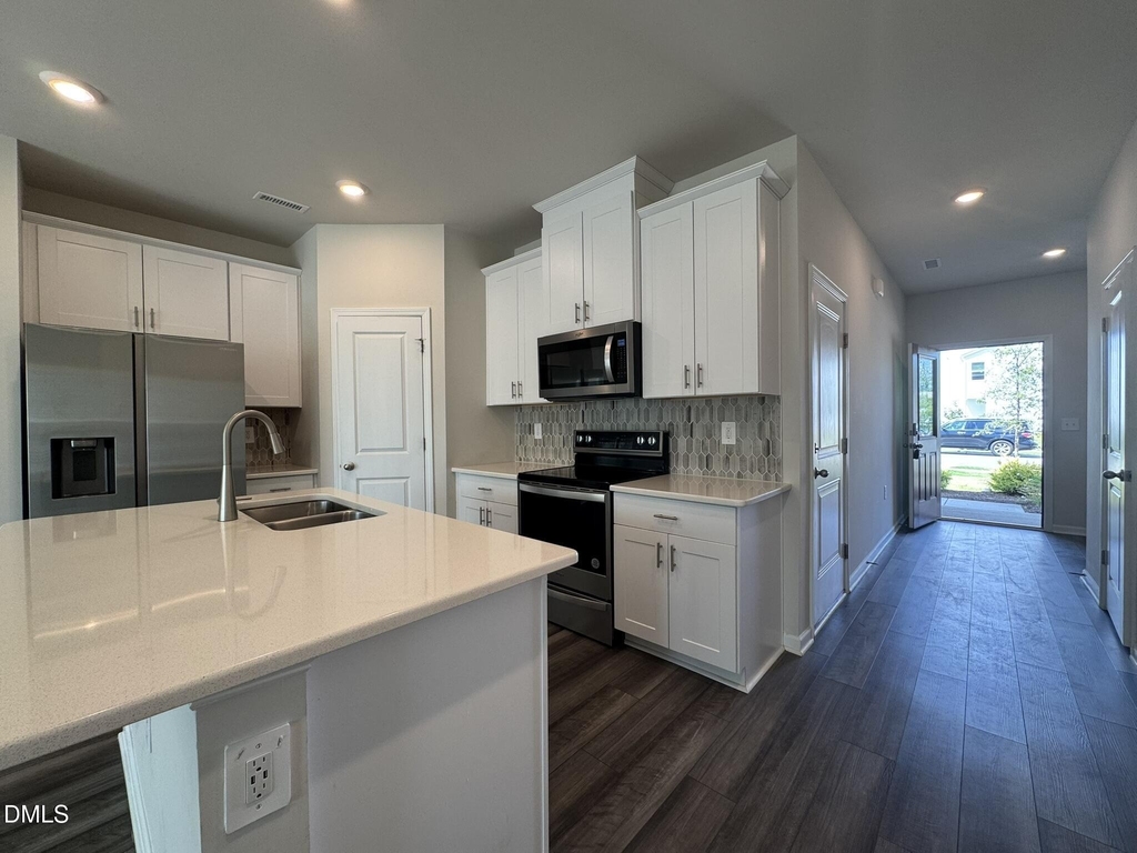 250 Brook Farm Lane - Photo 5