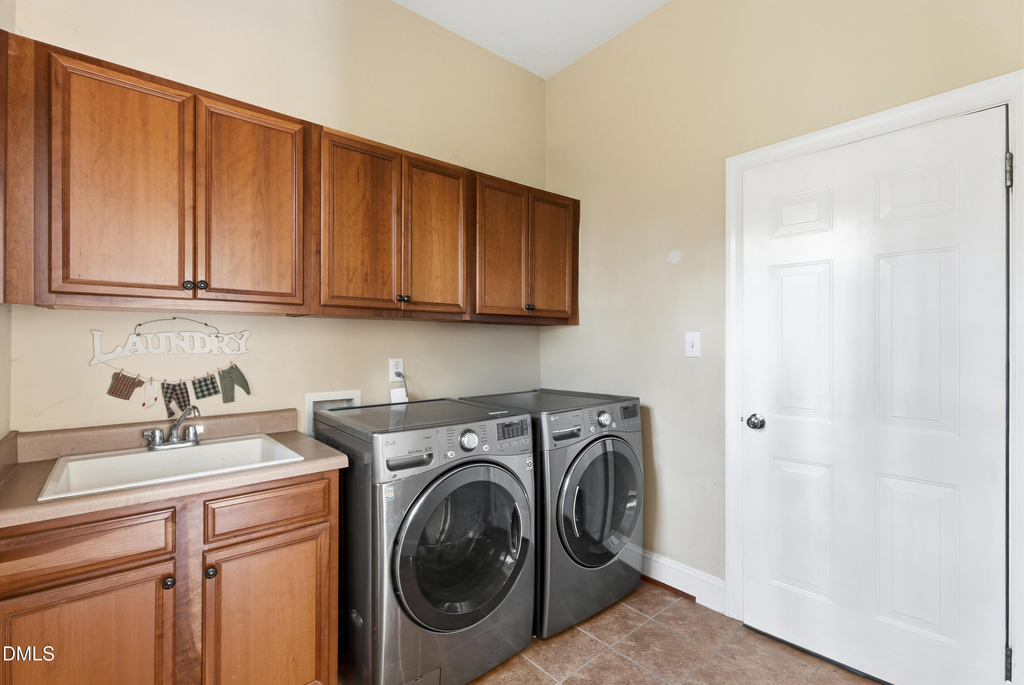 8228 Clarks Branch Drive - Photo 19