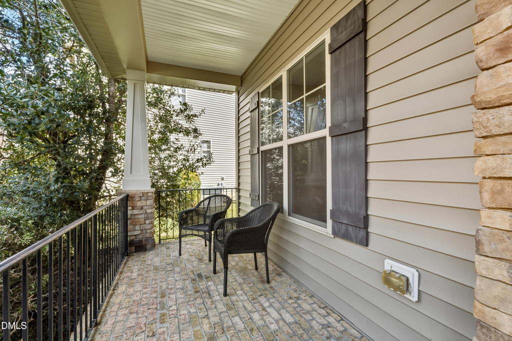 8228 Clarks Branch Drive - Photo 5