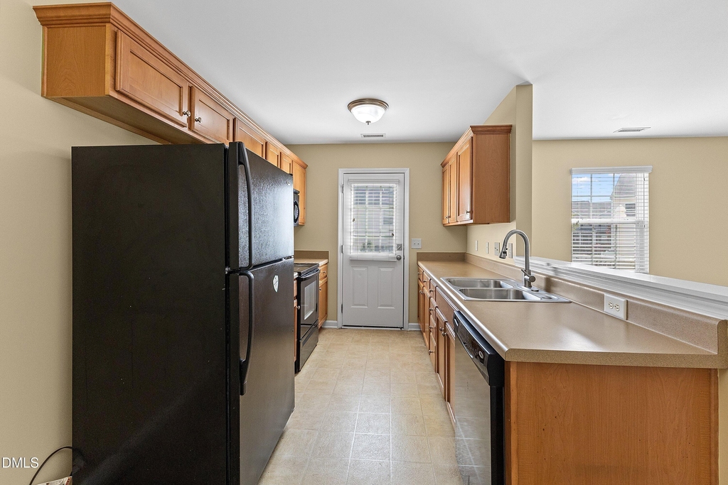 1942 Grassy Banks Drive - Photo 9