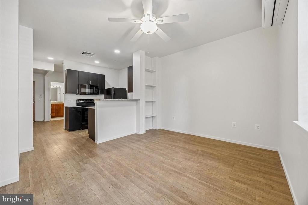 1015-1021 W Lancaster Avenue - Photo 17