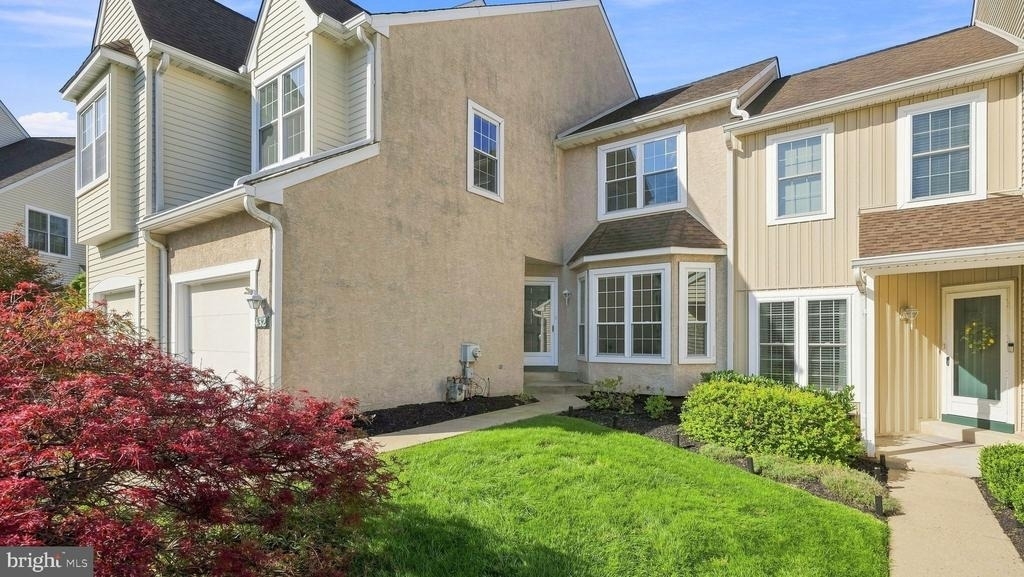 432 Country Club Drive - Photo 2