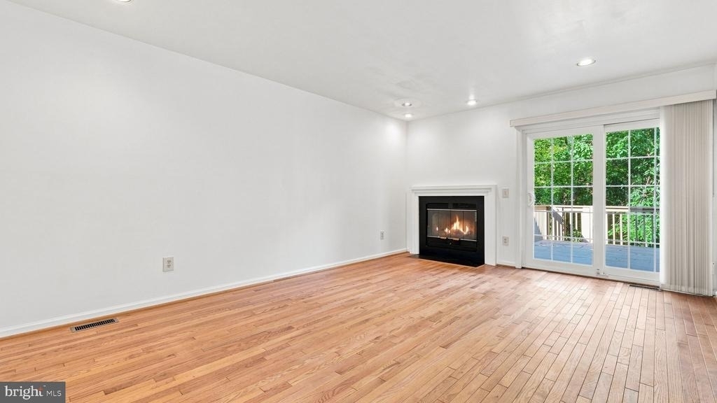 432 Country Club Drive - Photo 11
