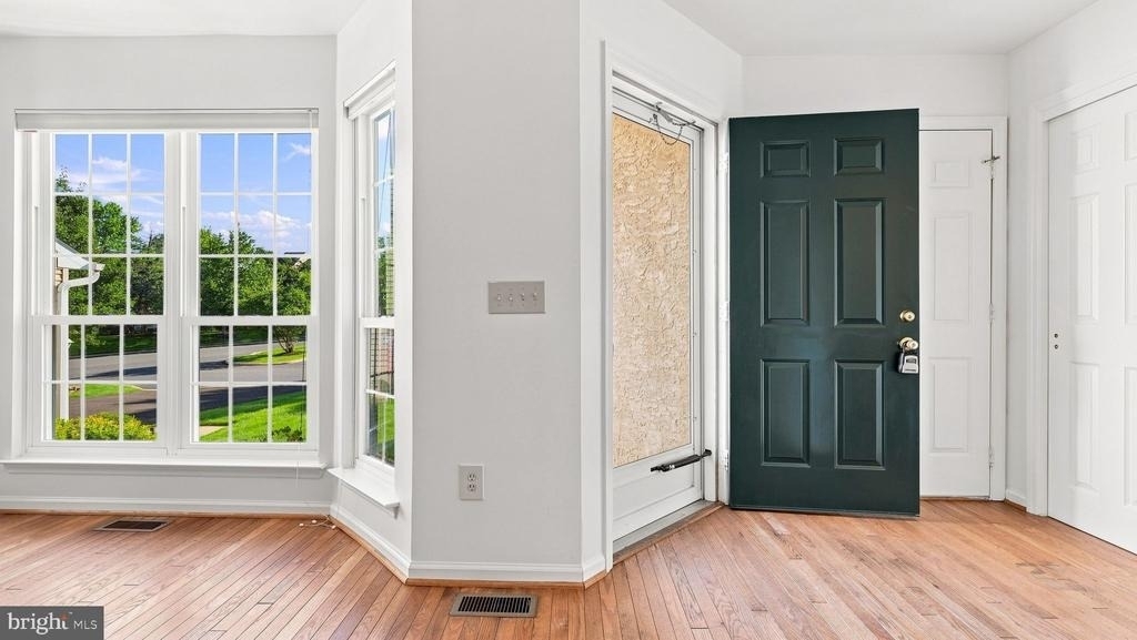 432 Country Club Drive - Photo 4