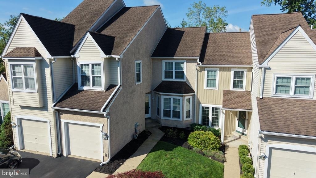 432 Country Club Drive - Photo 43
