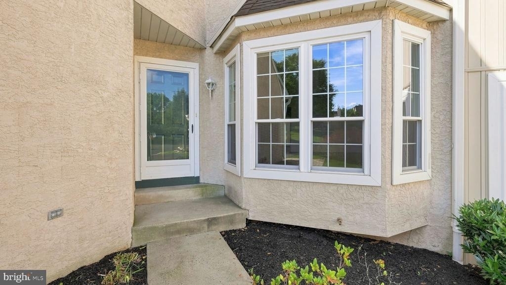432 Country Club Drive - Photo 3
