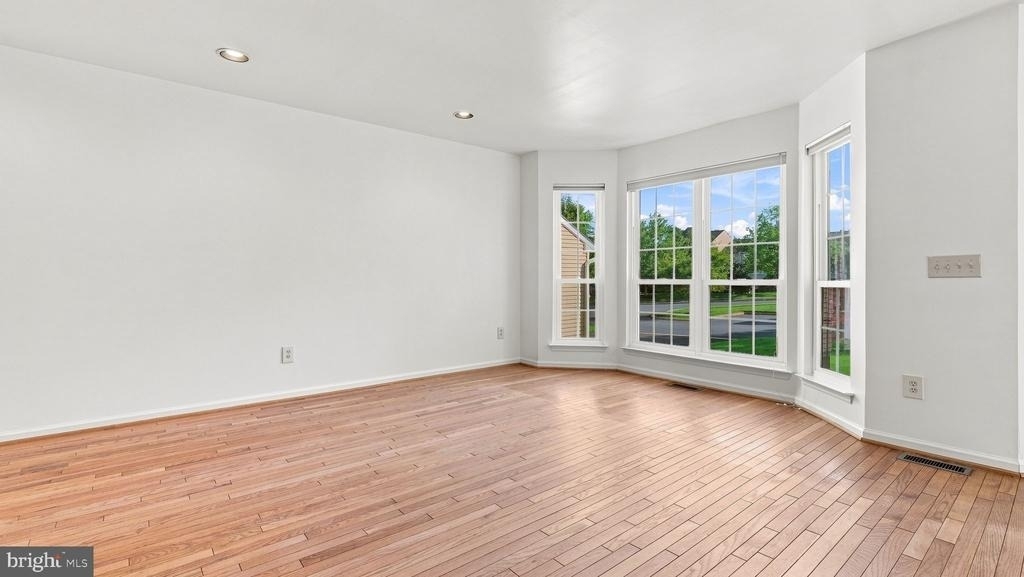 432 Country Club Drive - Photo 8