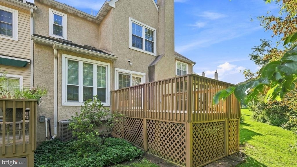 432 Country Club Drive - Photo 36