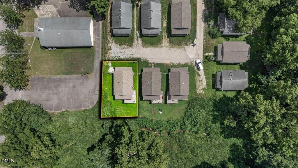 415 Spring Court - Photo 34