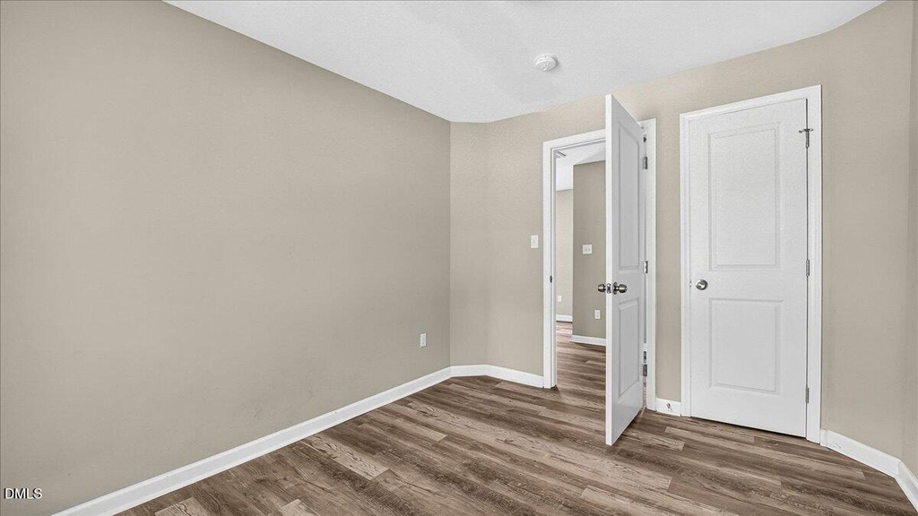 415 Spring Court - Photo 8