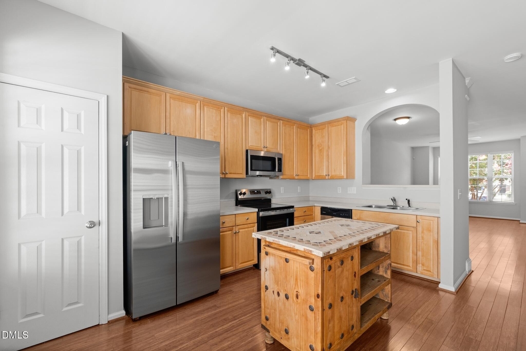 5712 Clearbay - Photo 7