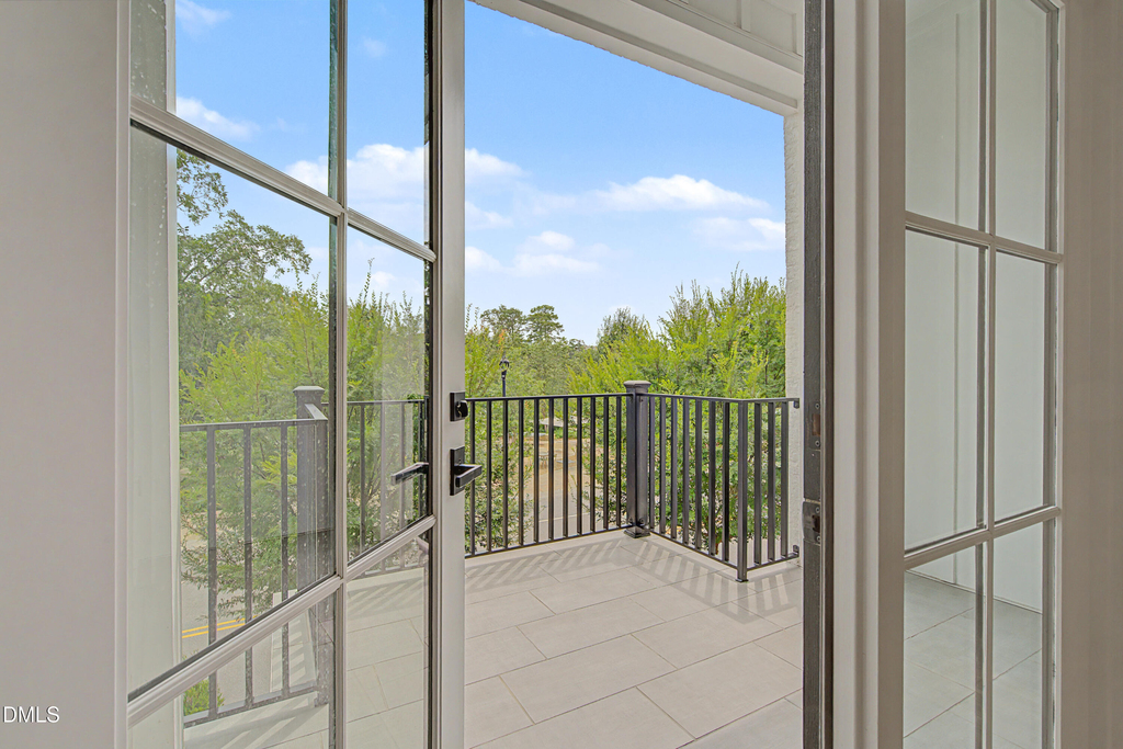 163 E Park Street - Photo 18