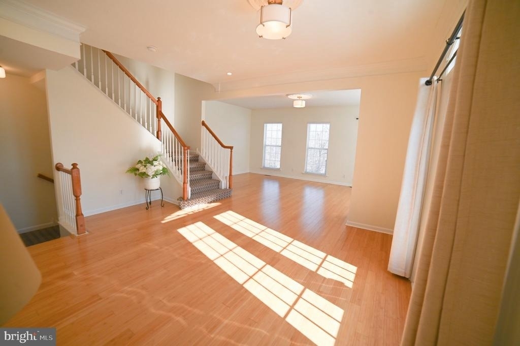 1910 Cavalier Lane - Photo 13