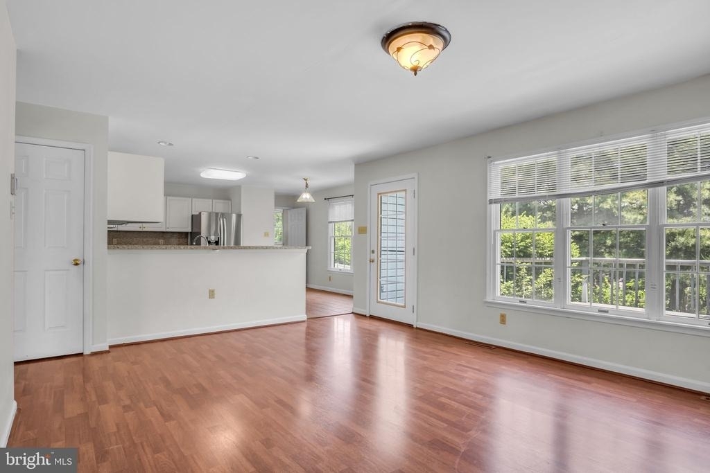 1210 Highlander Way - Photo 7