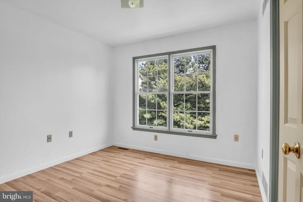 1210 Highlander Way - Photo 18