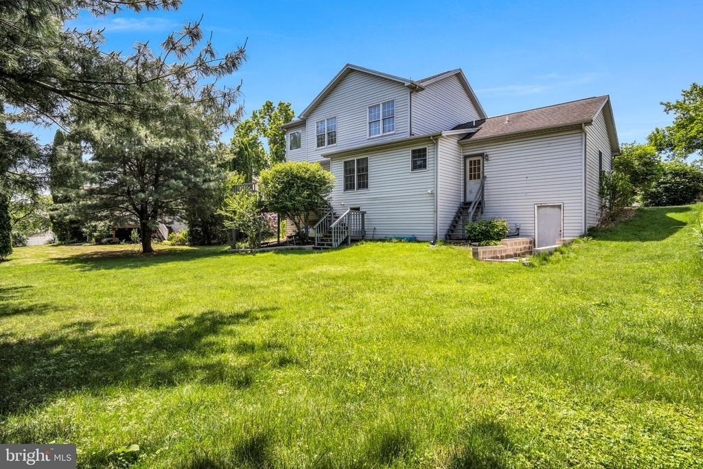 1210 Highlander Way - Photo 24
