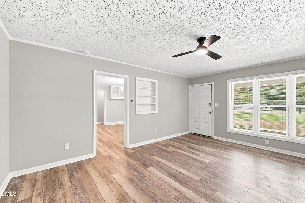 1305 Erwin Road - Photo 3