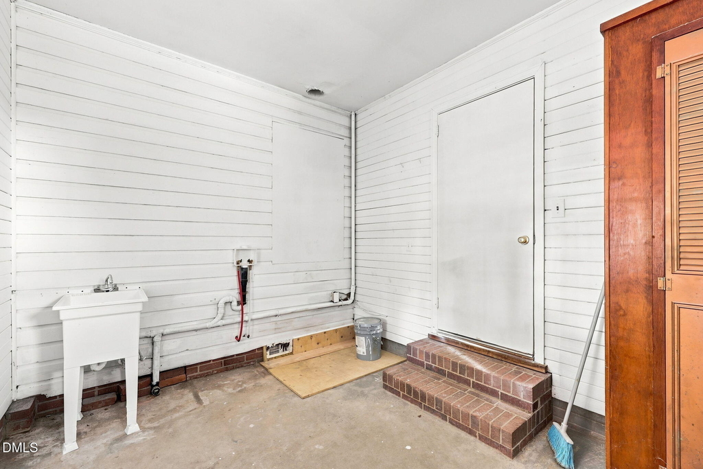 1305 Erwin Road - Photo 28