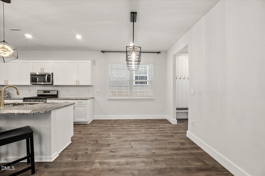 413 Haywood Glen Drive - Photo 4