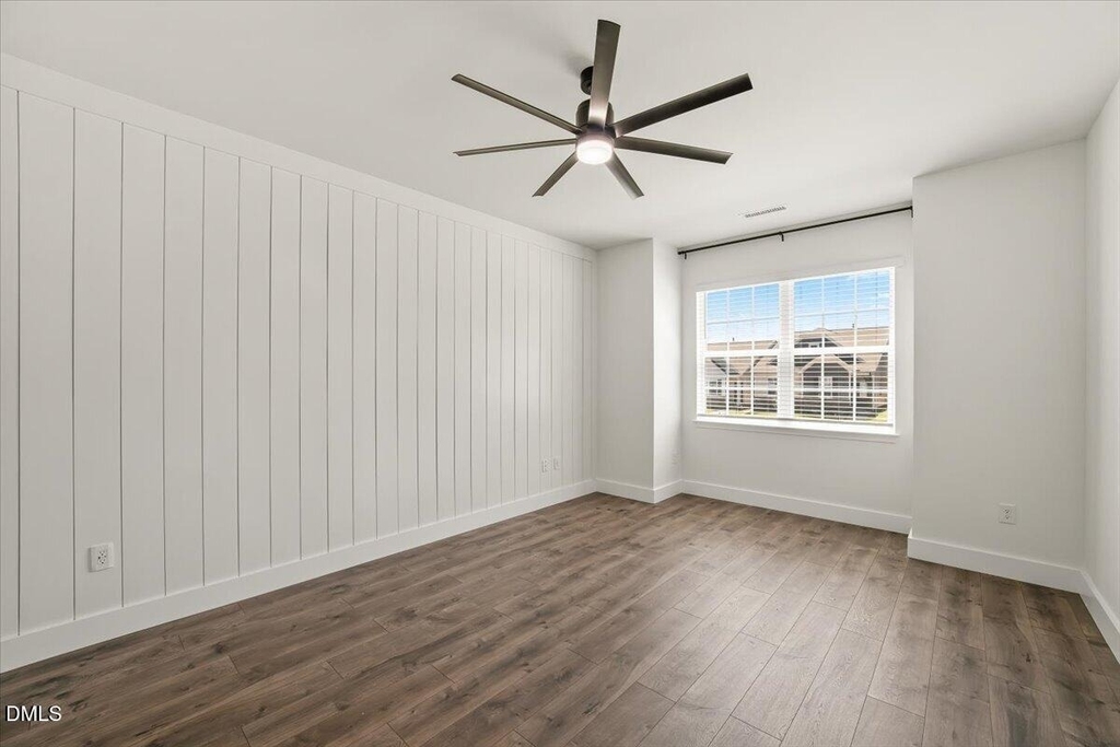 413 Haywood Glen Drive - Photo 15