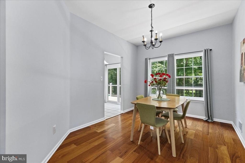 21 Cambridge Court - Photo 6