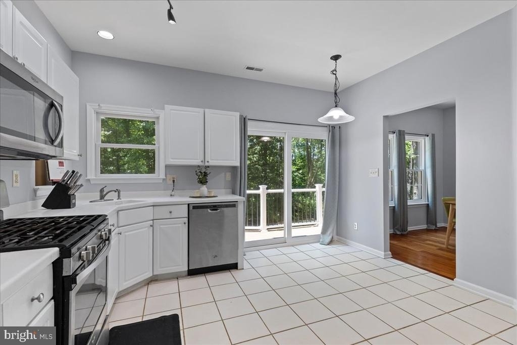 21 Cambridge Court - Photo 8