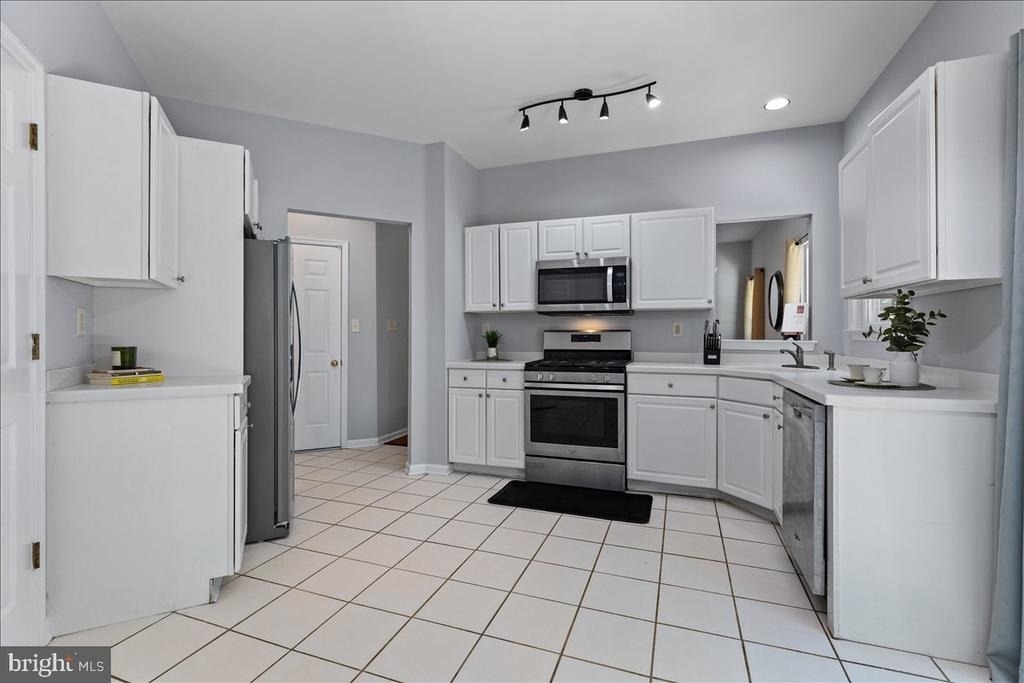 21 Cambridge Court - Photo 9