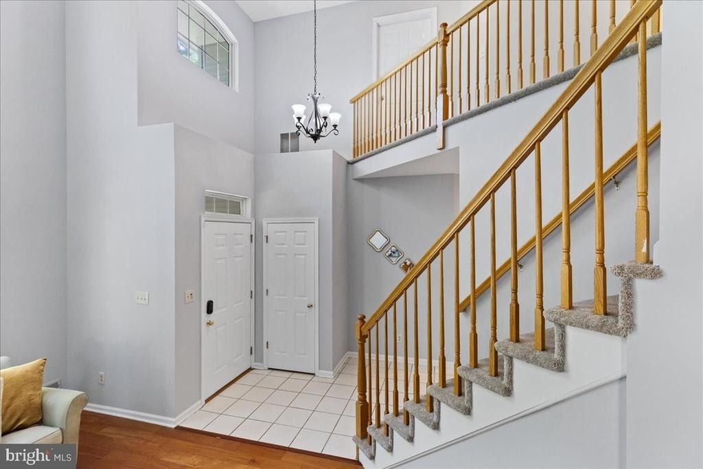 21 Cambridge Court - Photo 2