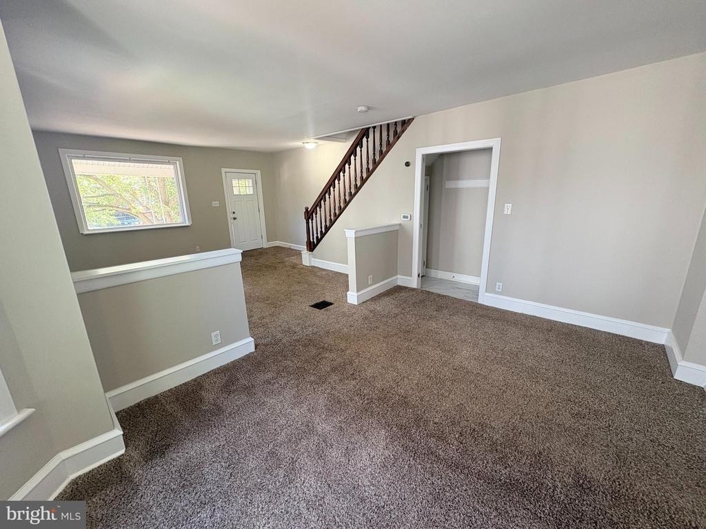 19 Lincoln Avenue - Photo 1
