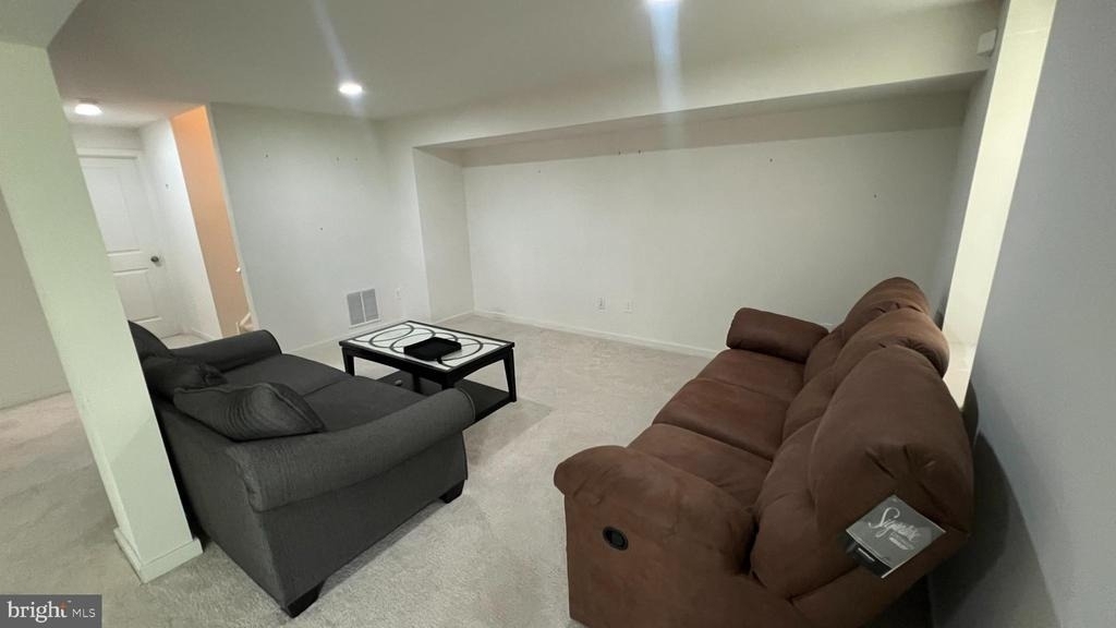 8 Shire Court - Photo 16
