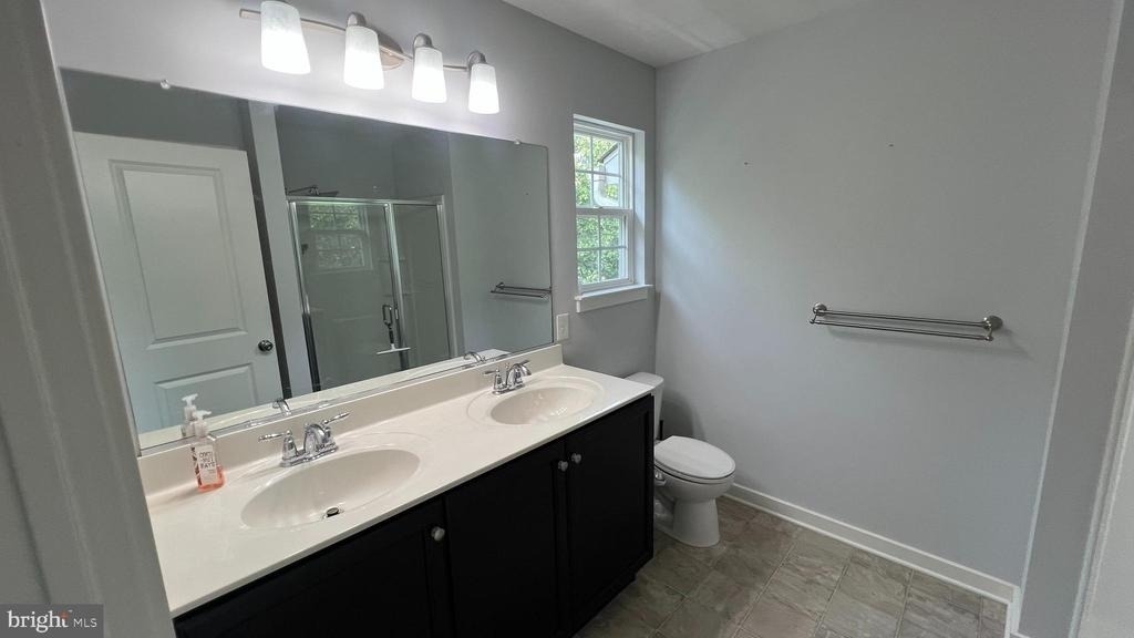 8 Shire Court - Photo 21