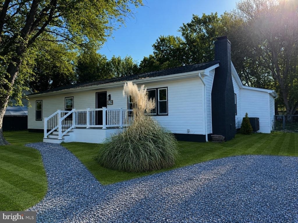 109 Birch Road - Photo 0