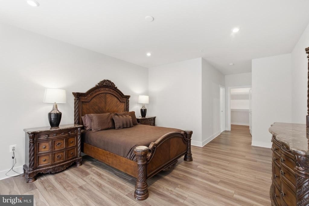 100 Saint Ives Place - Photo 21