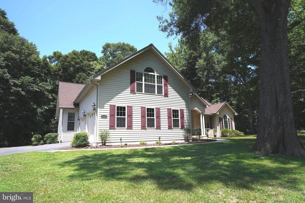 15401 Jamies Way - Photo 4