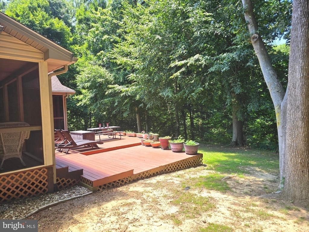15401 Jamies Way - Photo 10