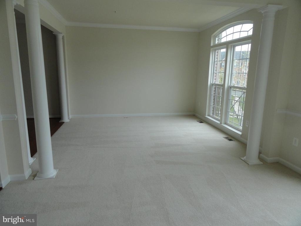 2711 Lucas Run Way - Photo 4