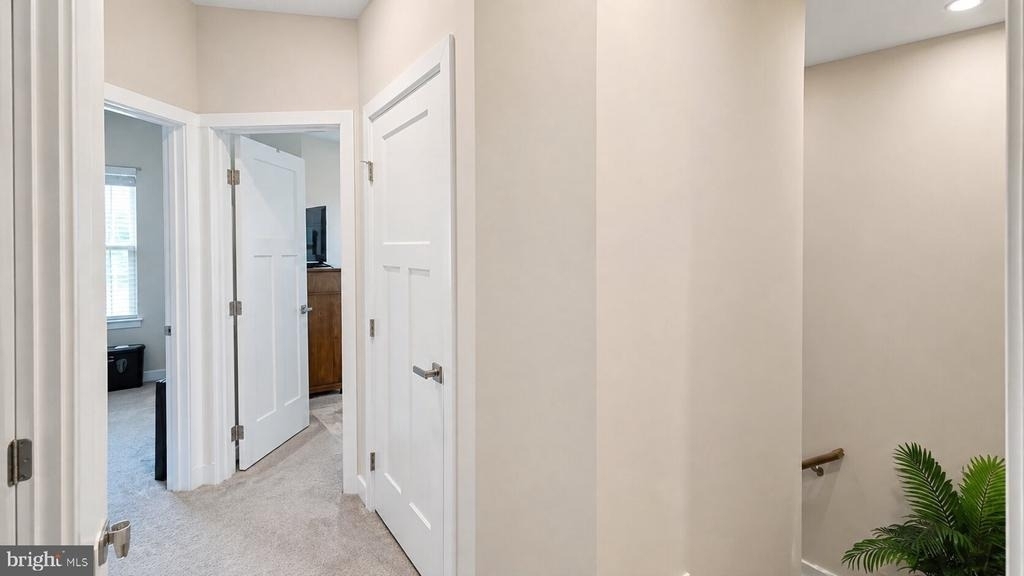 9008 Armstrong Lane - Photo 16