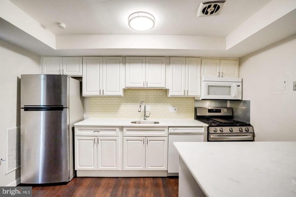 5414 85th Avenue - Photo 3