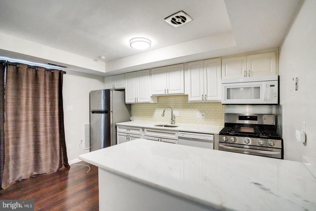 5414 85th Avenue - Photo 4