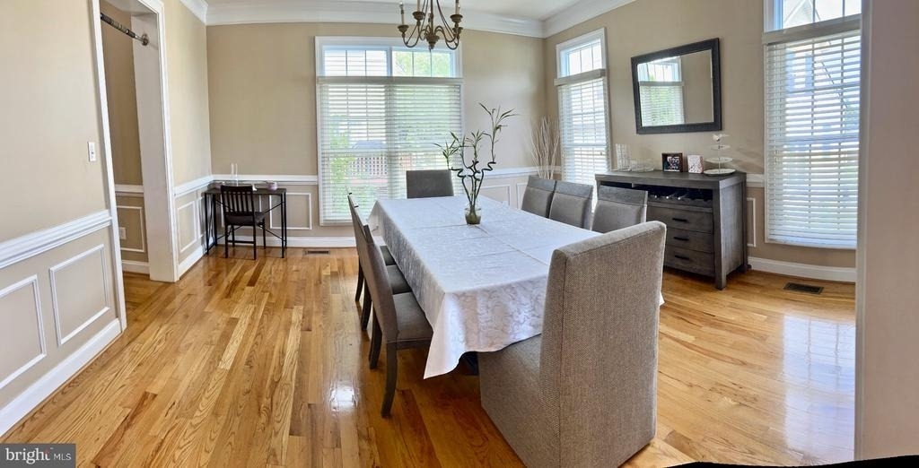 202 Martins Lane - Photo 8