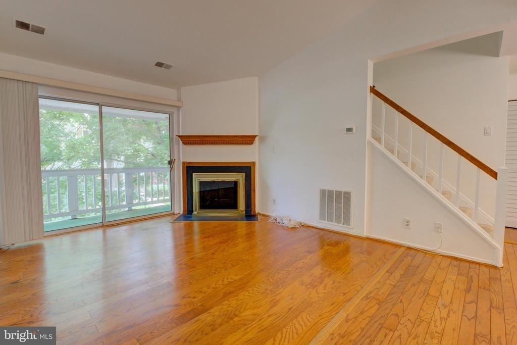18202 Chalet Drive - Photo 5