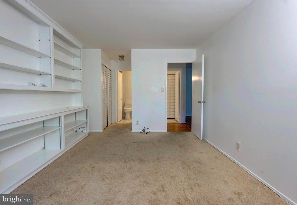 18202 Chalet Drive - Photo 28